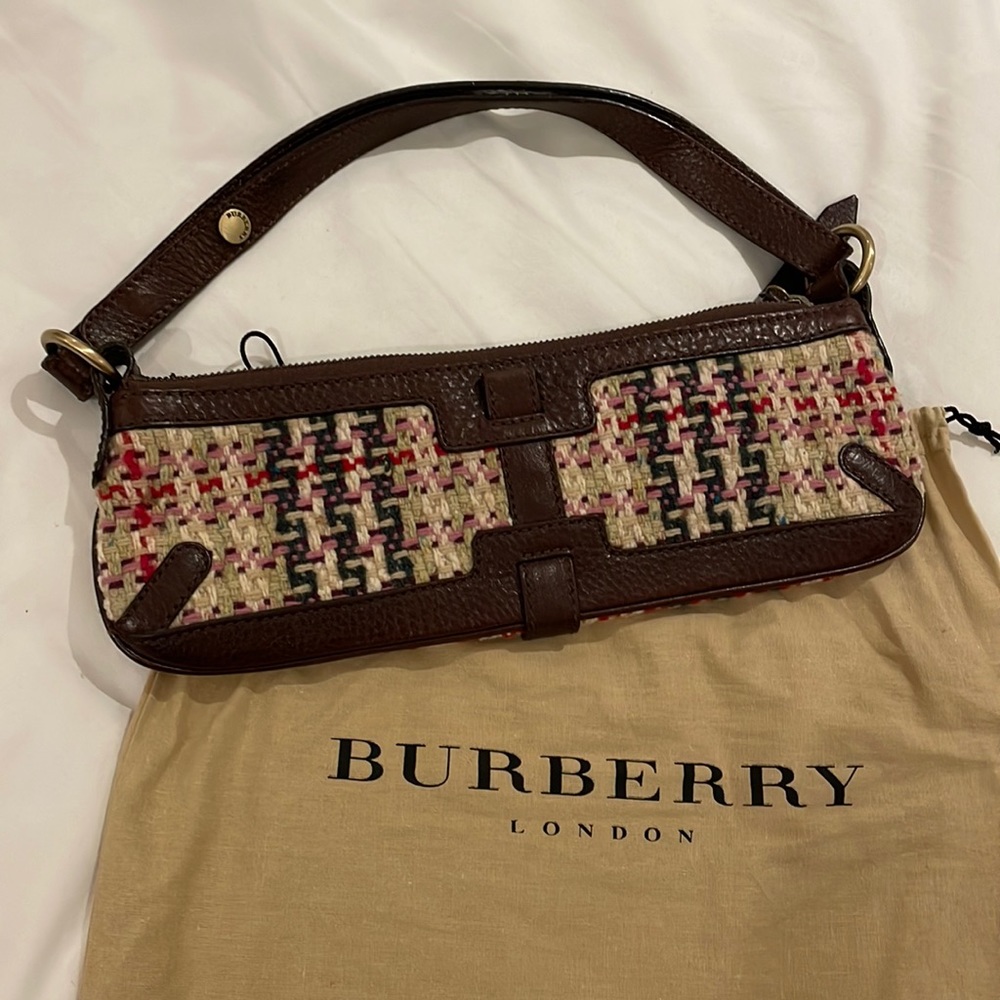 Authentic tweed Burberry bag perfect condition